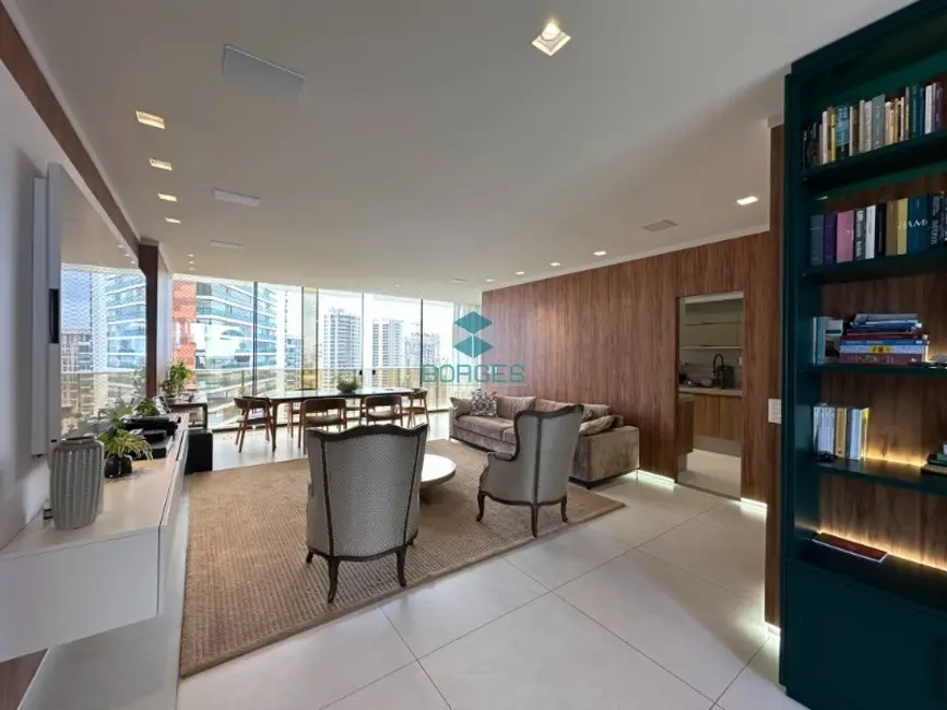 Foto 2 de Apartamento com 3 quartos à venda, 172m2 em Horto Florestal, Salvador - BA