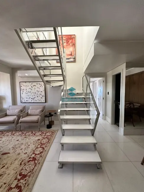 Foto 6 de Apartamento com 4 quartos à venda, 249m2 em Pituba, Salvador - BA