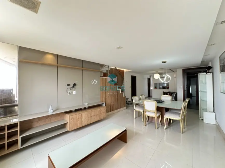 Foto 3 de Apartamento com 4 quartos à venda, 232m2 em Salvador - BA