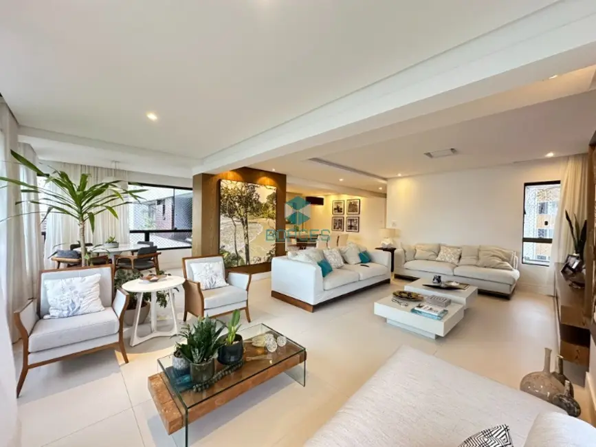 Foto 5 de Apartamento com 4 quartos à venda, 220m2 em Graça, Salvador - BA