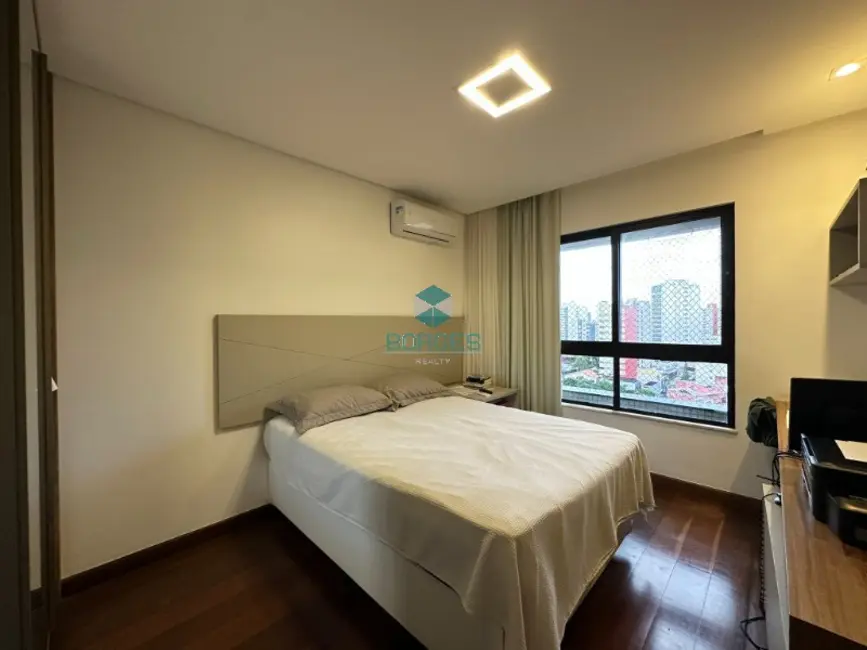 Foto 8 de Apartamento com 4 quartos à venda, 220m2 em Graça, Salvador - BA