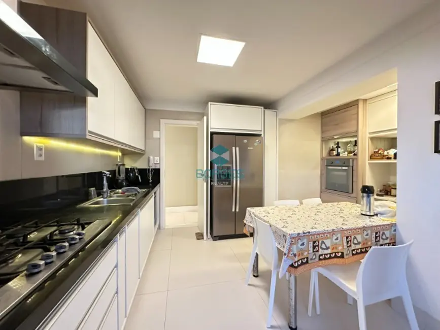 Foto 7 de Apartamento com 4 quartos à venda, 220m2 em Graça, Salvador - BA