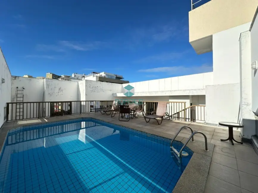 Foto 3 de Apartamento com 3 quartos à venda, 340m2 em Pituba, Salvador - BA