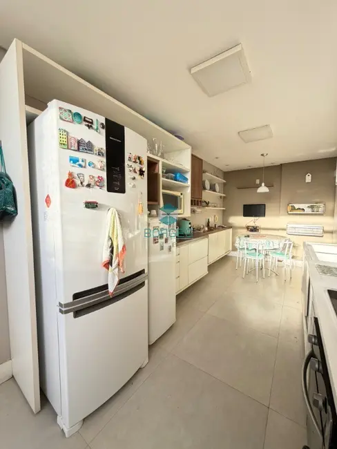 Foto 4 de Apartamento com 4 quartos à venda, 195m2 em Horto Florestal, Salvador - BA