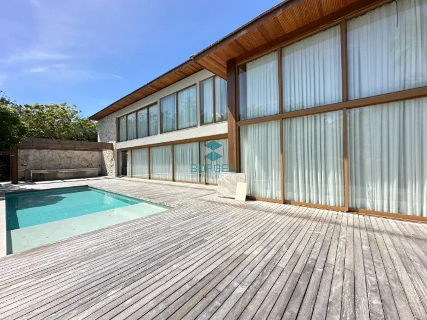 Casa de Condomínio com 5 quartos à venda, 375m2 em Mata De Sao Joao - BA - imagem 3 Foto 3 de Casa de Condomínio com 5 quartos à venda, 375m2 em Mata De Sao Joao - BA