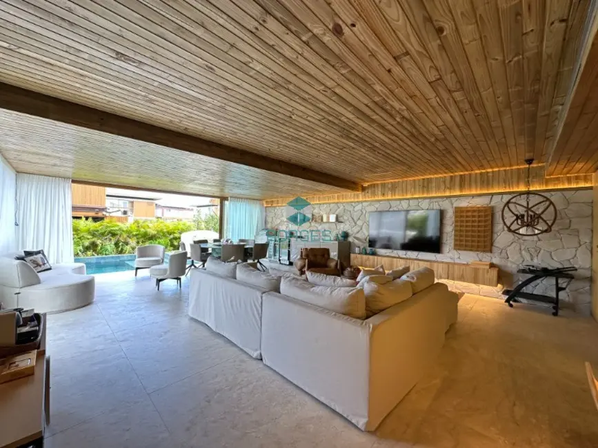 Casa de Condomínio com 4 quartos à venda, 170m2 em Mata De Sao Joao - BA - imagem 1 Foto 1 de Casa de Condomínio com 4 quartos à venda, 170m2 em Mata De Sao Joao - BA