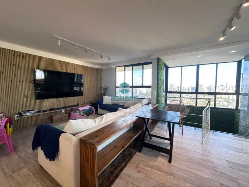 Apartamento com 3 quartos à venda, 260m2 em Itaigara, Salvador - BA - imagem 2 Foto 2 de Apartamento com 3 quartos à venda, 260m2 em Itaigara, Salvador - BA