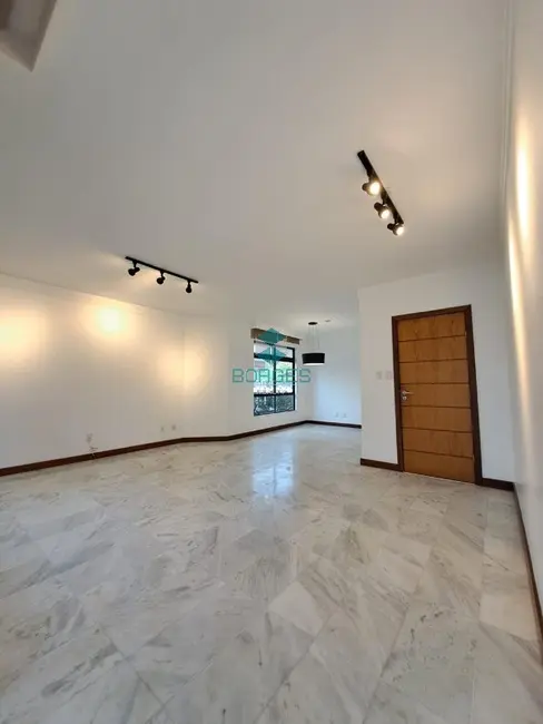 Apartamento com 4 quartos à venda, 171m2 em Jardim Apipema, Salvador - BA - imagem 9 Foto 9 de Apartamento com 4 quartos à venda, 171m2 em Jardim Apipema, Salvador - BA
