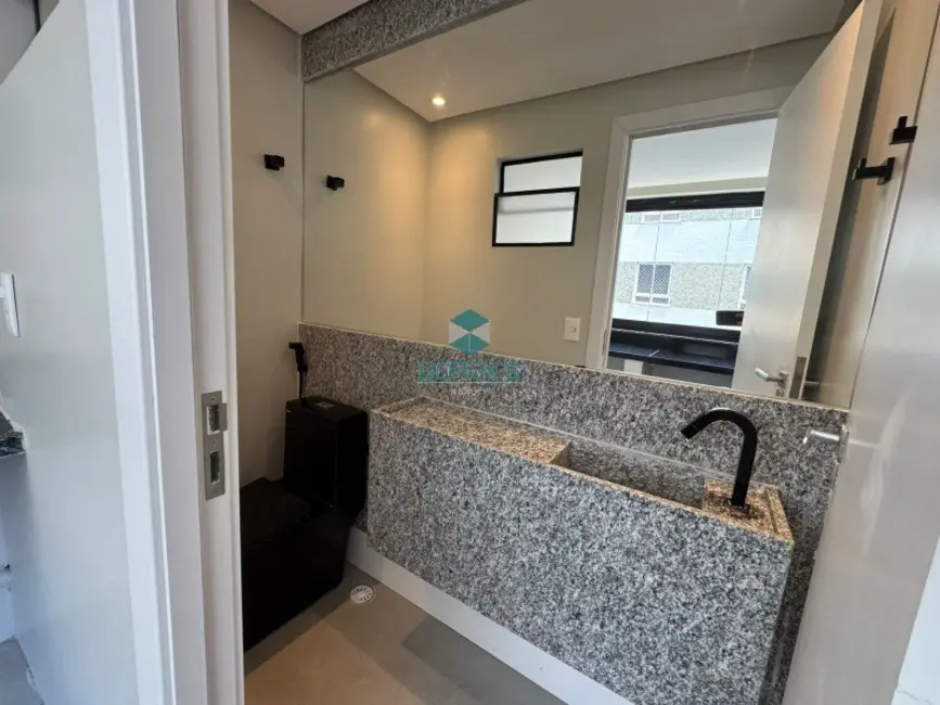 Apartamento com 2 quartos à venda, 68m2 em Alphaville I, Salvador - BA - imagem 8 Foto 8 de Apartamento com 2 quartos à venda, 68m2 em Alphaville I, Salvador - BA