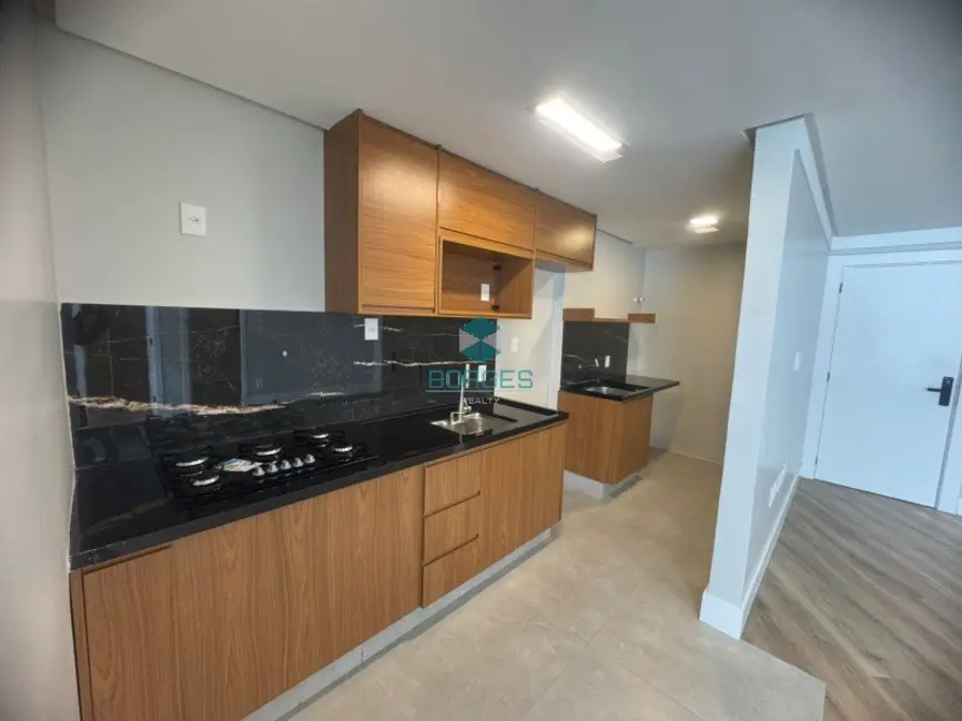 Apartamento com 2 quartos à venda, 68m2 em Alphaville I, Salvador - BA - imagem 3 Foto 3 de Apartamento com 2 quartos à venda, 68m2 em Alphaville I, Salvador - BA