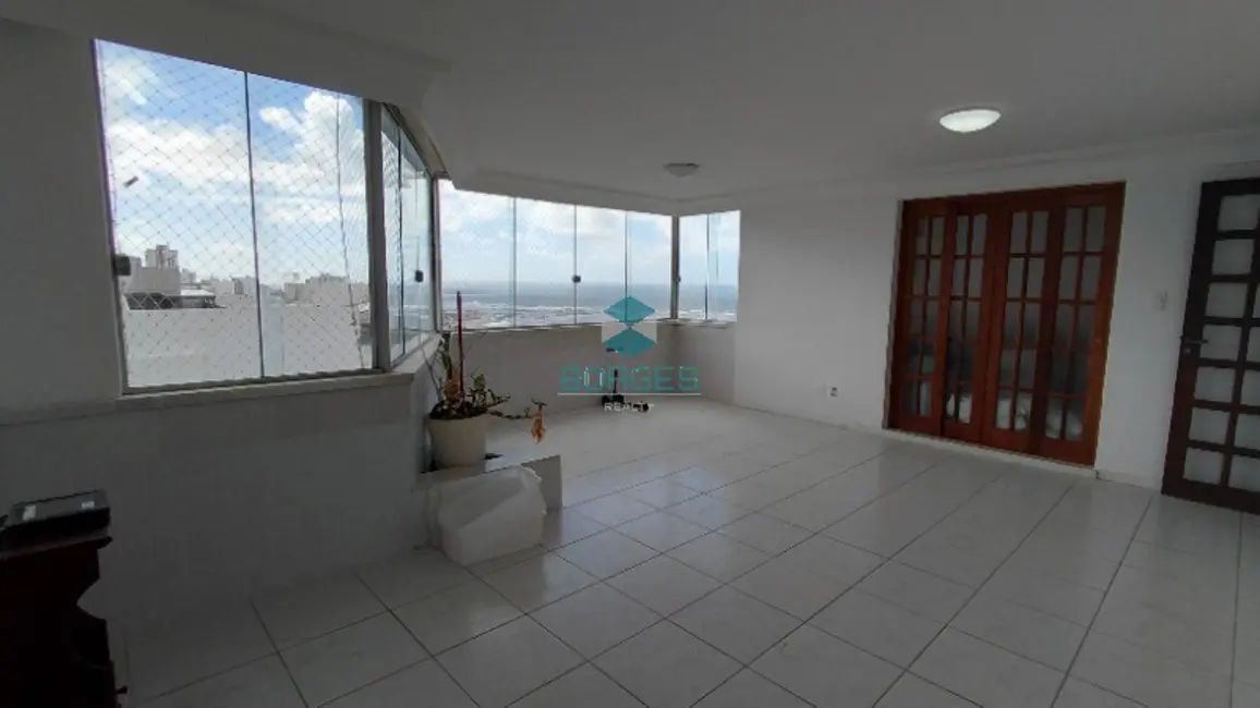 Apartamento com 6 quartos à venda, 320m2 em Pituba, Salvador - BA - imagem 9 Foto 9 de Apartamento com 6 quartos à venda, 320m2 em Pituba, Salvador - BA