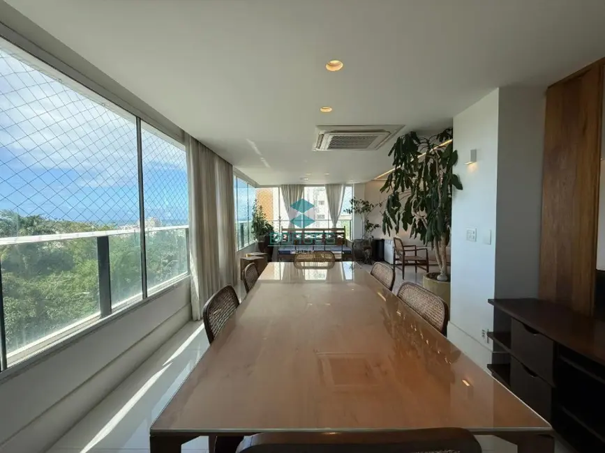 Foto 5 de Apartamento com 3 quartos para alugar, 180m2 em Salvador - BA