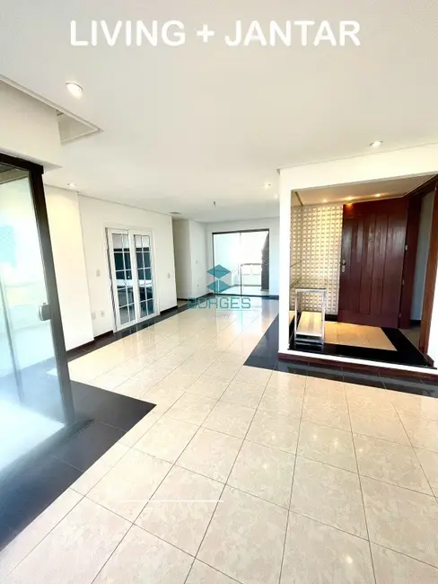 Apartamento com 3 quartos à venda, 188m2 em Salvador - BA - imagem 4 Foto 4 de Apartamento com 3 quartos à venda, 188m2 em Salvador - BA