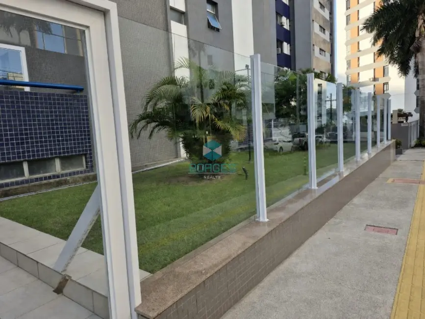 Apartamento com 4 quartos à venda, 388m2 em Candeal, Salvador - BA - imagem 8 Foto 8 de Apartamento com 4 quartos à venda, 388m2 em Candeal, Salvador - BA