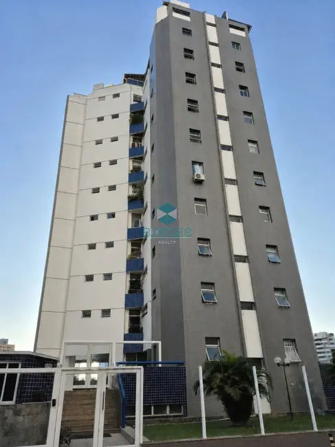 Apartamento com 4 quartos à venda, 388m2 em Candeal, Salvador - BA - imagem 9 Foto 9 de Apartamento com 4 quartos à venda, 388m2 em Candeal, Salvador - BA