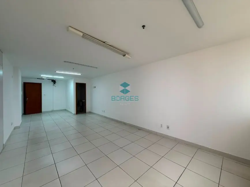 Sala Comercial para alugar, 58m2 em Caminho das Árvores, Salvador - BA - imagem 7 Foto 7 de Sala Comercial para alugar, 58m2 em Caminho das Árvores, Salvador - BA