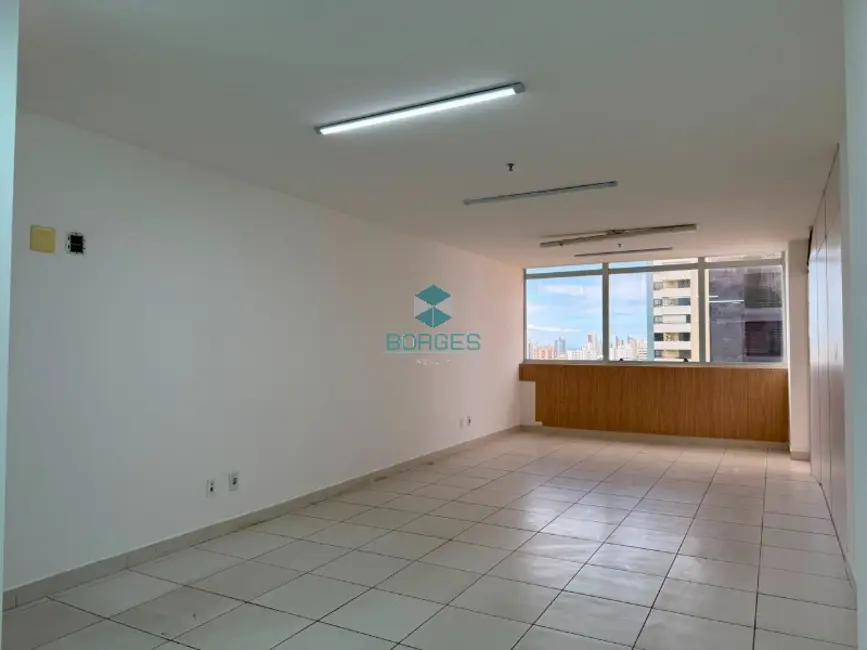 Sala Comercial para alugar, 58m2 em Caminho das Árvores, Salvador - BA - imagem 2 Foto 2 de Sala Comercial para alugar, 58m2 em Caminho das Árvores, Salvador - BA