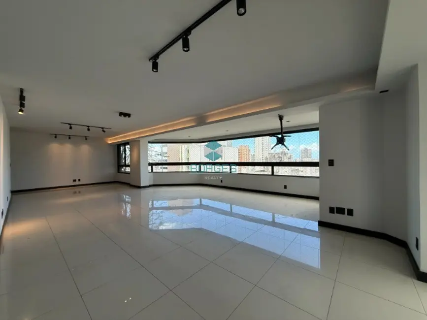Foto 1 de Apartamento com 4 quartos à venda e para alugar, 300m2 em Graça, Salvador - BA