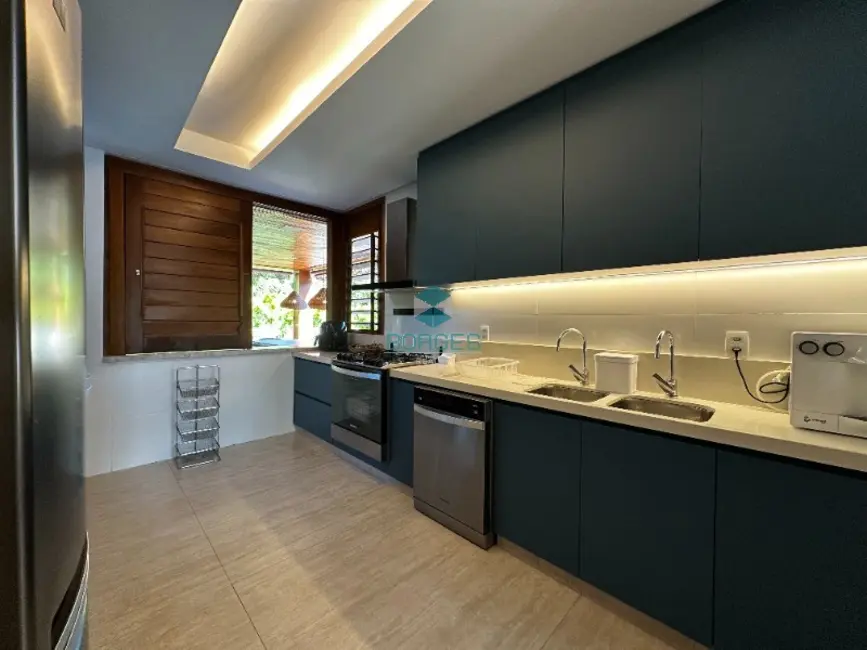 Foto 8 de Casa de Condomínio com 5 quartos à venda, 300m2 em Mata De Sao Joao - BA