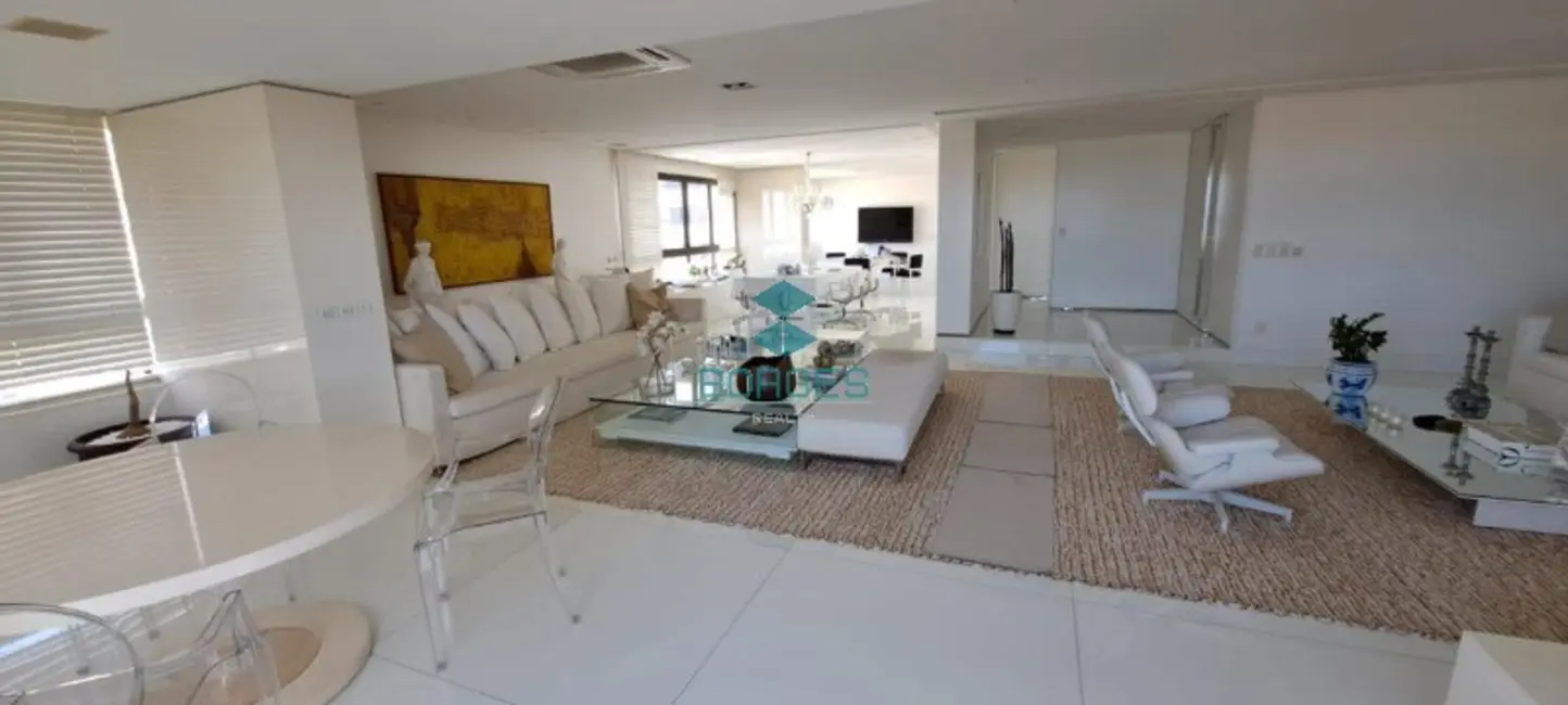 Foto 3 de Apartamento com 4 quartos à venda, 394m2 em Horto Florestal, Salvador - BA