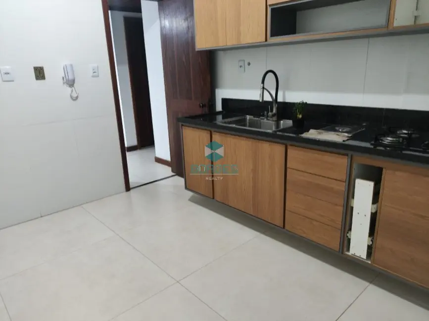 Apartamento com 3 quartos à venda, 99m2 em Graça, Salvador - BA - imagem 4 Foto 4 de Apartamento com 3 quartos à venda, 99m2 em Graça, Salvador - BA