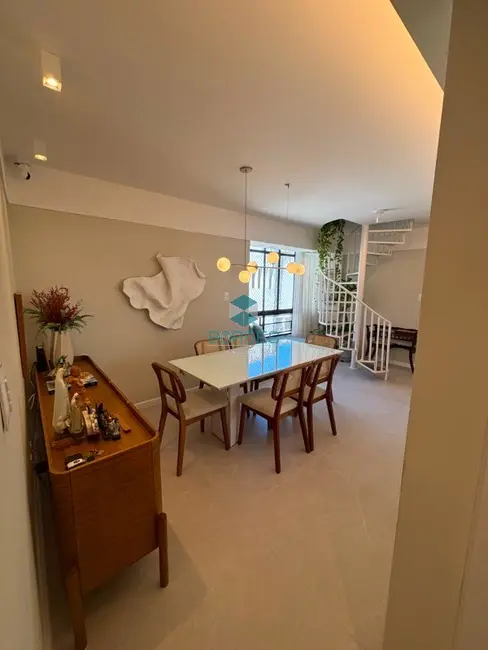 Apartamento com 3 quartos à venda, 135m2 em Rio Vermelho, Salvador - BA - imagem 5 Foto 5 de Apartamento com 3 quartos à venda, 135m2 em Rio Vermelho, Salvador - BA