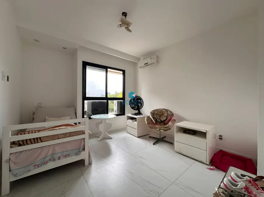 Apartamento com 4 quartos à venda, 144m2 em Jardim Apipema, Salvador - BA - imagem 7 Foto 7 de Apartamento com 4 quartos à venda, 144m2 em Jardim Apipema, Salvador - BA
