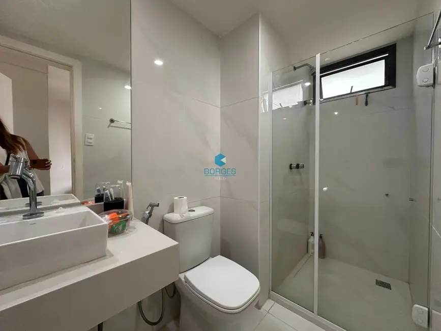 Apartamento com 4 quartos à venda, 144m2 em Jardim Apipema, Salvador - BA - imagem 8 Foto 8 de Apartamento com 4 quartos à venda, 144m2 em Jardim Apipema, Salvador - BA