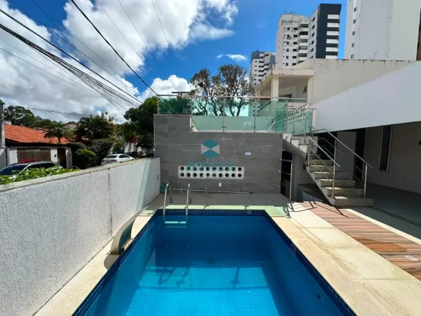 Casa com 4 quartos à venda, 380m2 em Pituba, Salvador - BA - imagem 4 Foto 4 de Casa com 4 quartos à venda, 380m2 em Pituba, Salvador - BA