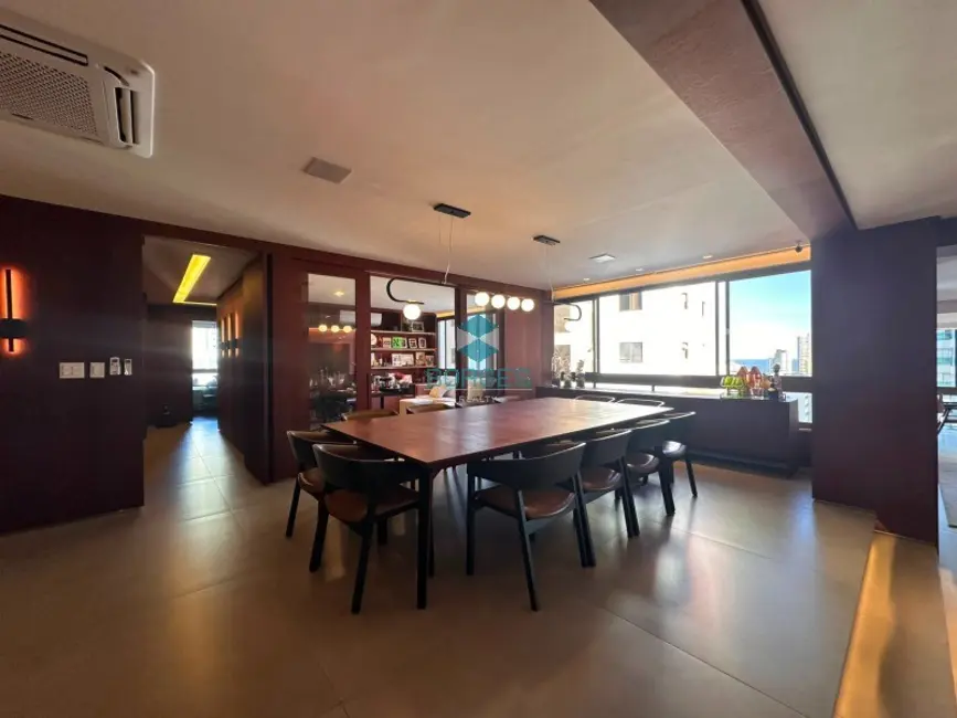 Apartamento com 3 quartos à venda, 400m2 em Graça, Salvador - BA - imagem 7 Foto 7 de Apartamento com 3 quartos à venda, 400m2 em Graça, Salvador - BA