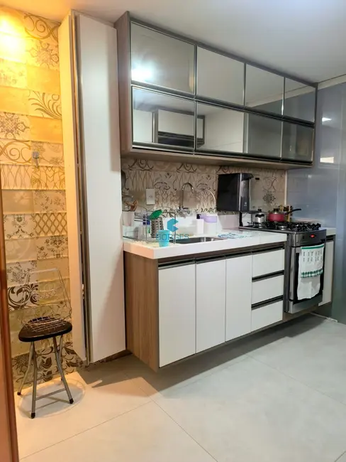 Apartamento com 3 quartos à venda, 115m2 em Patamares, Salvador - BA - imagem 8 Foto 8 de Apartamento com 3 quartos à venda, 115m2 em Patamares, Salvador - BA