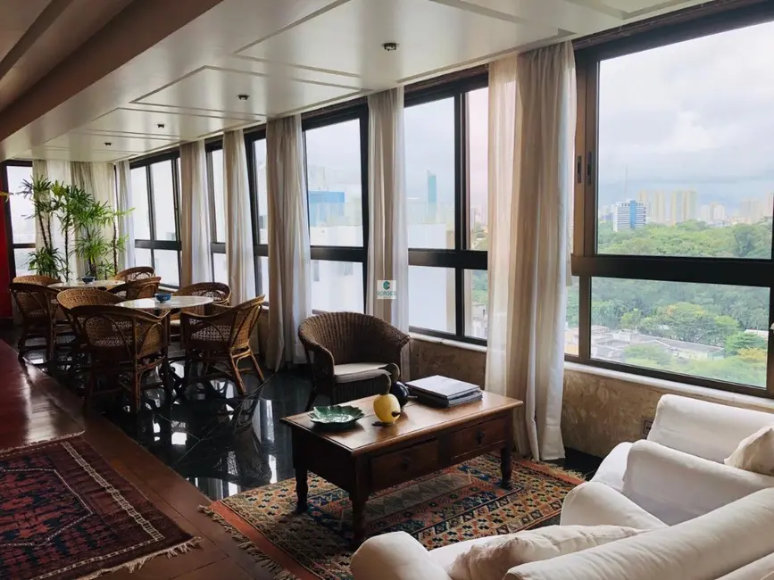 Apartamento com 4 quartos à venda, 400m2 em Federação, Salvador - BA - imagem 8 Foto 8 de Apartamento com 4 quartos à venda, 400m2 em Federação, Salvador - BA