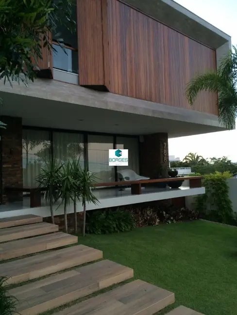 Casa de Condomínio com 3 quartos à venda, 733m2 em Alphaville I, Salvador - BA - imagem 3 Foto 3 de Casa de Condomínio com 3 quartos à venda, 733m2 em Alphaville I, Salvador - BA