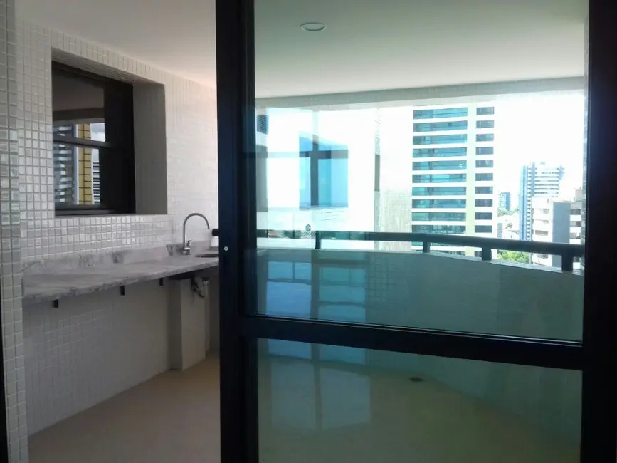 Apartamento com 4 quartos à venda, 280m2 em Horto Florestal, Salvador - BA - imagem 9 Foto 9 de Apartamento com 4 quartos à venda, 280m2 em Horto Florestal, Salvador - BA