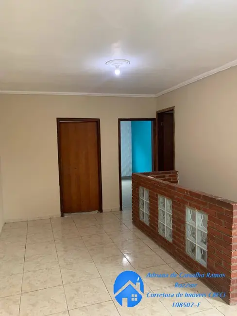 Foto 1 de Casa com 3 quartos à venda, 125m2 em Vila Sul Americana, Carapicuiba - SP