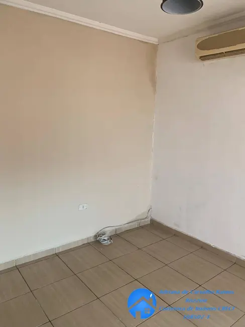 Foto 6 de Casa com 3 quartos à venda, 125m2 em Vila Sul Americana, Carapicuiba - SP