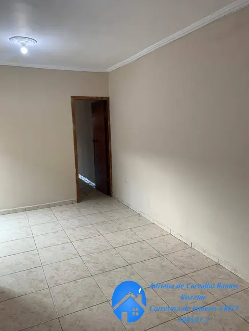 Foto 4 de Casa com 3 quartos à venda, 125m2 em Vila Sul Americana, Carapicuiba - SP