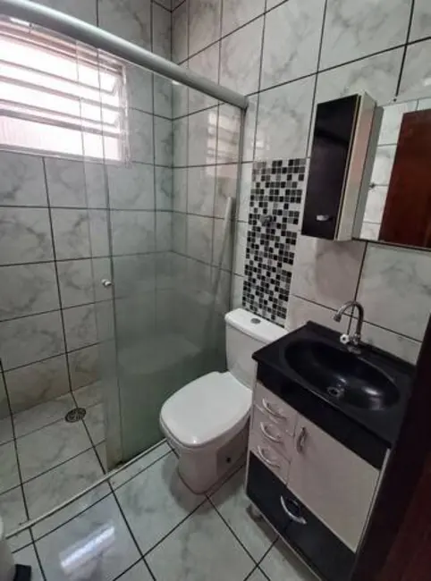 Casa com 4 quartos à venda, 214m2 em Jardim Regina Alice, Barueri - SP - imagem 3 Foto 3 de Casa com 4 quartos à venda, 214m2 em Jardim Regina Alice, Barueri - SP