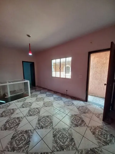 Casa com 4 quartos à venda, 214m2 em Jardim Regina Alice, Barueri - SP - imagem 6 Foto 6 de Casa com 4 quartos à venda, 214m2 em Jardim Regina Alice, Barueri - SP