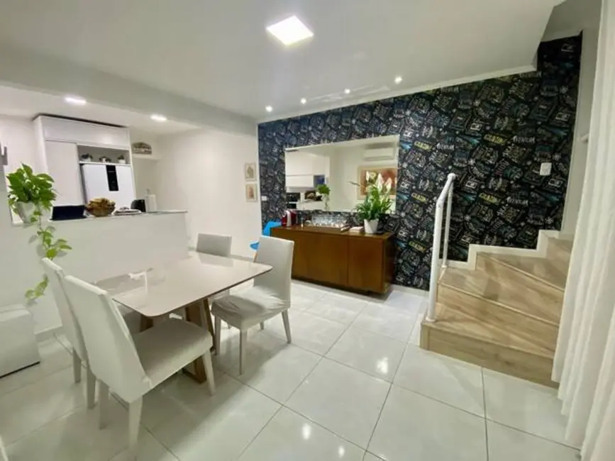 Foto 3 de Casa com 4 quartos à venda, 263m2 em Jardim Europa, Jandira - SP