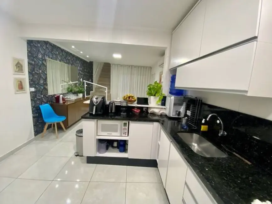 Foto 2 de Casa com 4 quartos à venda, 263m2 em Jardim Europa, Jandira - SP