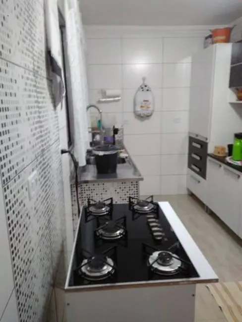 Foto 1 de Casa com 2 quartos à venda, 65m2 em Vila Santa Terezinha, Carapicuiba - SP