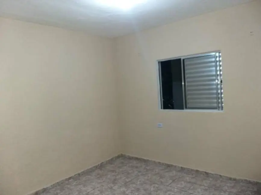 Casa com 2 quartos à venda, 250m2 em Jardim Cibele, Carapicuiba - SP - imagem 4 Foto 4 de Casa com 2 quartos à venda, 250m2 em Jardim Cibele, Carapicuiba - SP