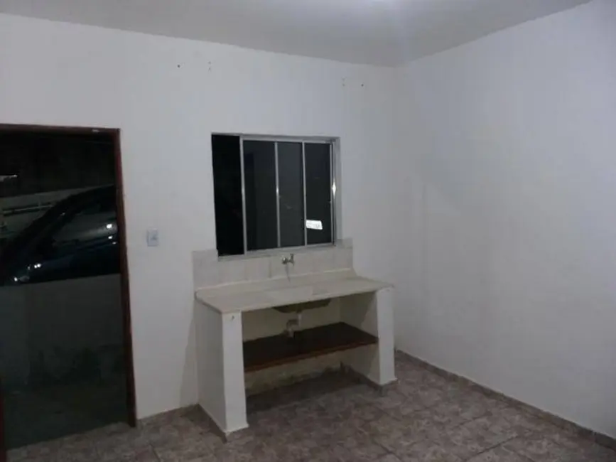 Casa com 2 quartos à venda, 250m2 em Jardim Cibele, Carapicuiba - SP - imagem 8 Foto 8 de Casa com 2 quartos à venda, 250m2 em Jardim Cibele, Carapicuiba - SP