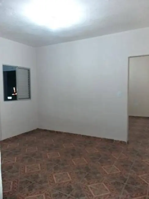Casa com 2 quartos à venda, 250m2 em Jardim Cibele, Carapicuiba - SP - imagem 6 Foto 6 de Casa com 2 quartos à venda, 250m2 em Jardim Cibele, Carapicuiba - SP