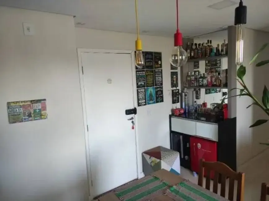 Foto 2 de Apartamento com 2 quartos à venda, 47m2 em Jardim Marilu, Carapicuiba - SP