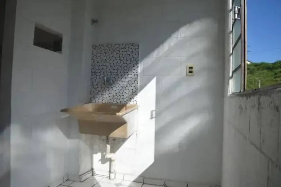 Foto 8 de Apartamento com 2 quartos à venda, 56m2 em Jardim Rio das Pedras, Cotia - SP