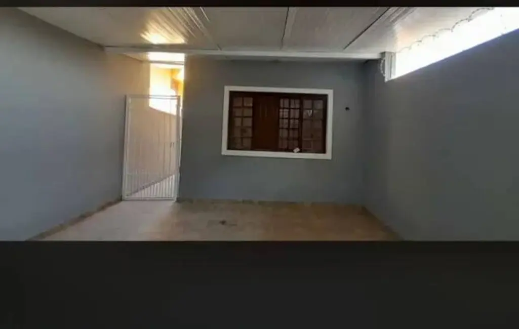 Foto 1 de Casa com 3 quartos à venda, 110m2 em Vila Santa Terezinha, Carapicuiba - SP