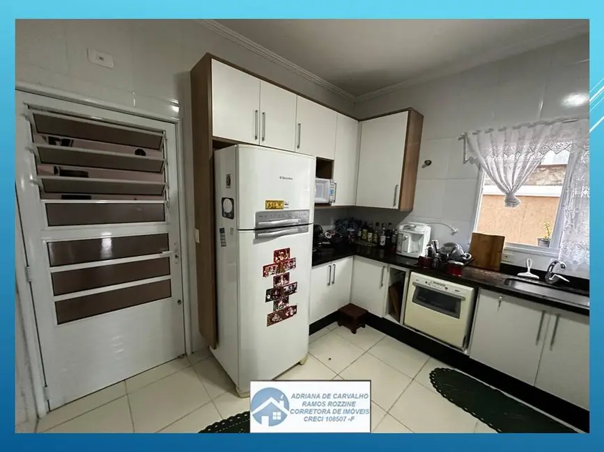 Foto 2 de Casa de Condomínio com 3 quartos à venda, 175m2 em Jardim Rio das Pedras, Cotia - SP