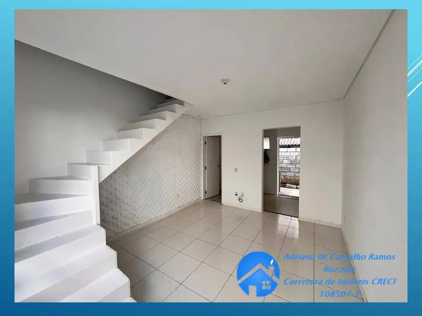 Foto 4 de Casa de Condomínio com 2 quartos à venda, 49m2 em Água Espraiada (Caucaia do Alto), Cotia - SP